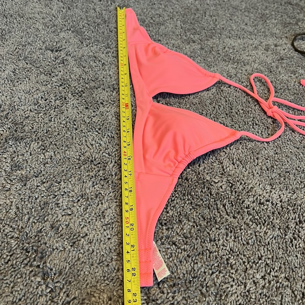 Victoria’s Secret swim top - Picture 4 of 4